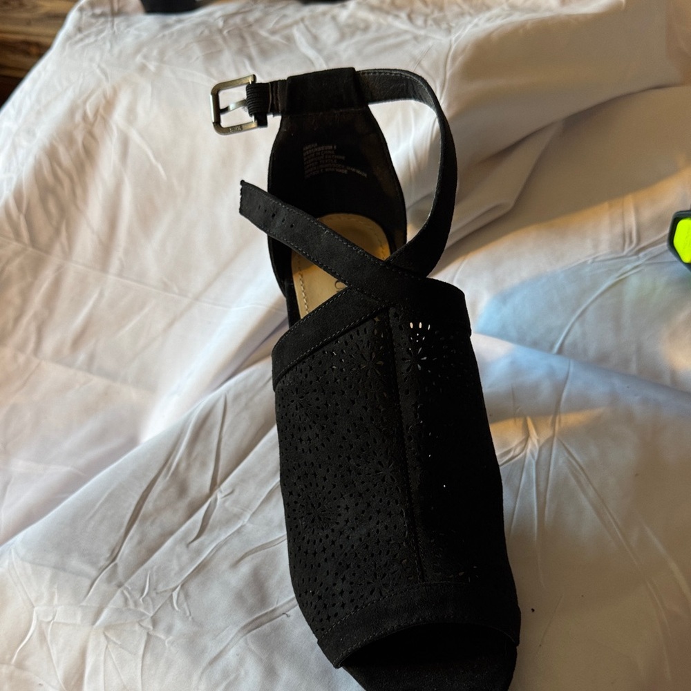 JustFab Black Perforated Heeled Sandals - Picture 3 of 10